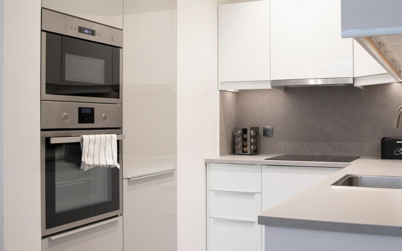 Ferienwohnung Cztery Oceany, Apartament Blisko Plazy, Grey Danzig Exterior foto