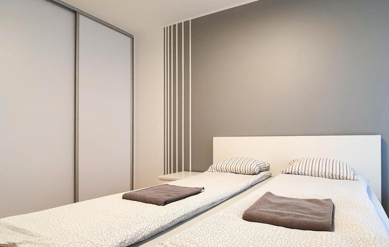 Ferienwohnung Cztery Oceany, Apartament Blisko Plazy, Grey Danzig Exterior foto